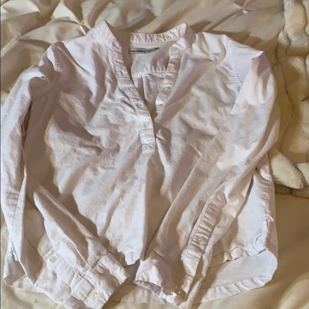 Abercrombie and Fitch cropped cotton white shirt